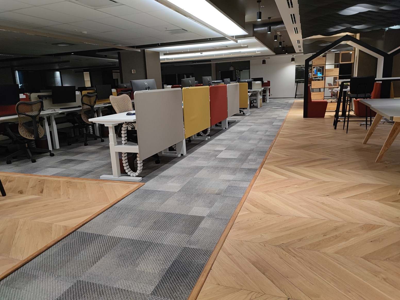 Corridors & Modular Carpet